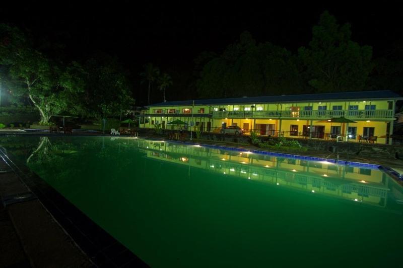 Kothmale Holiday Hotel Kandy Exterior photo